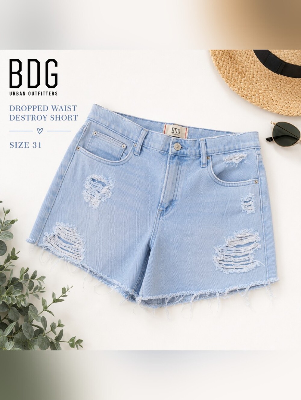 BDG Urban Outfitters Dropped Waist Destroy Short Light Wash Denim Shorts 31